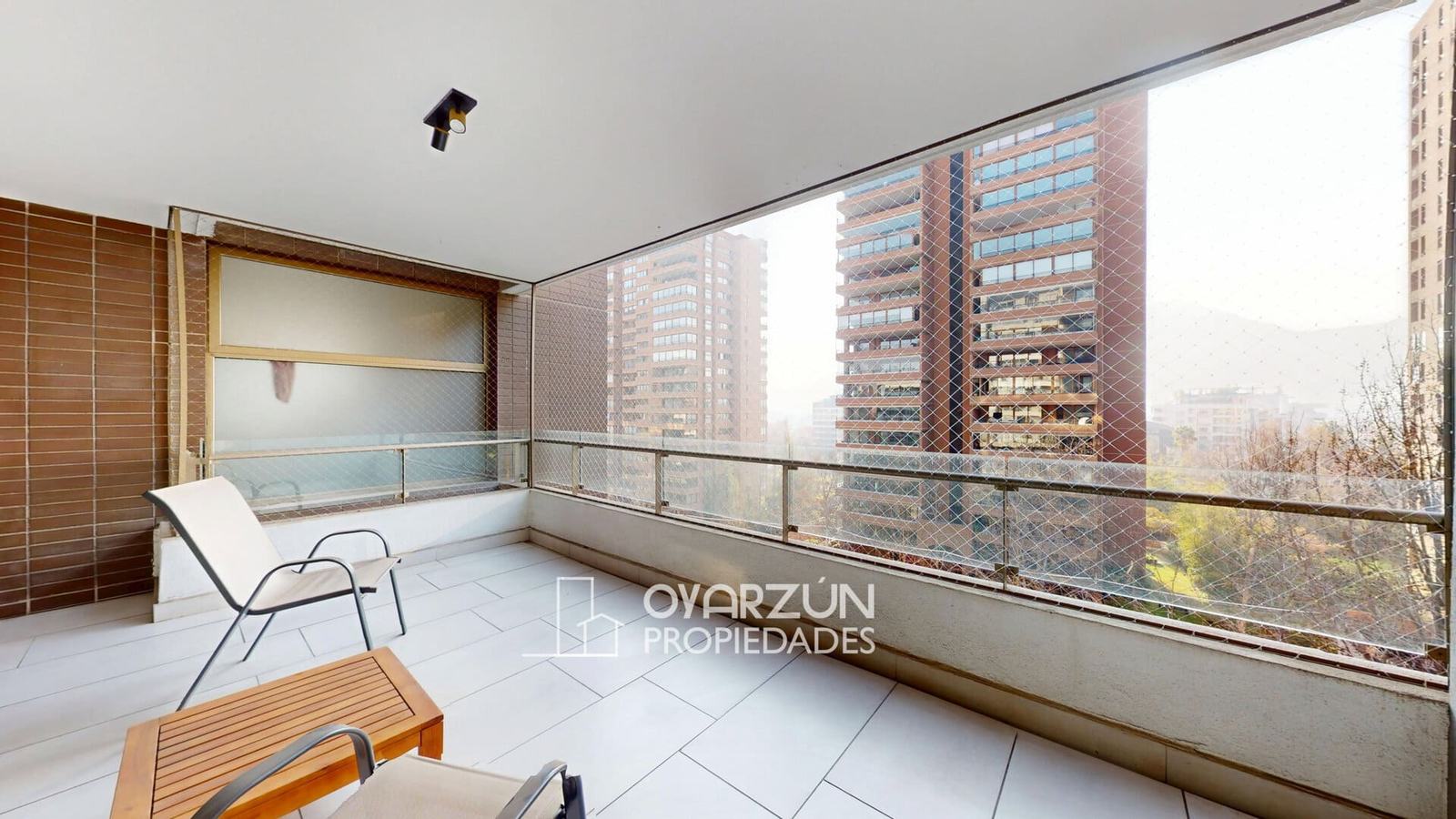 Living con salida a terraza